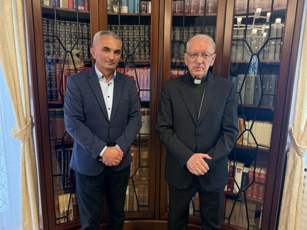 Požeški gradonačelnik Miličević posjetio biskupa Škvorčevića